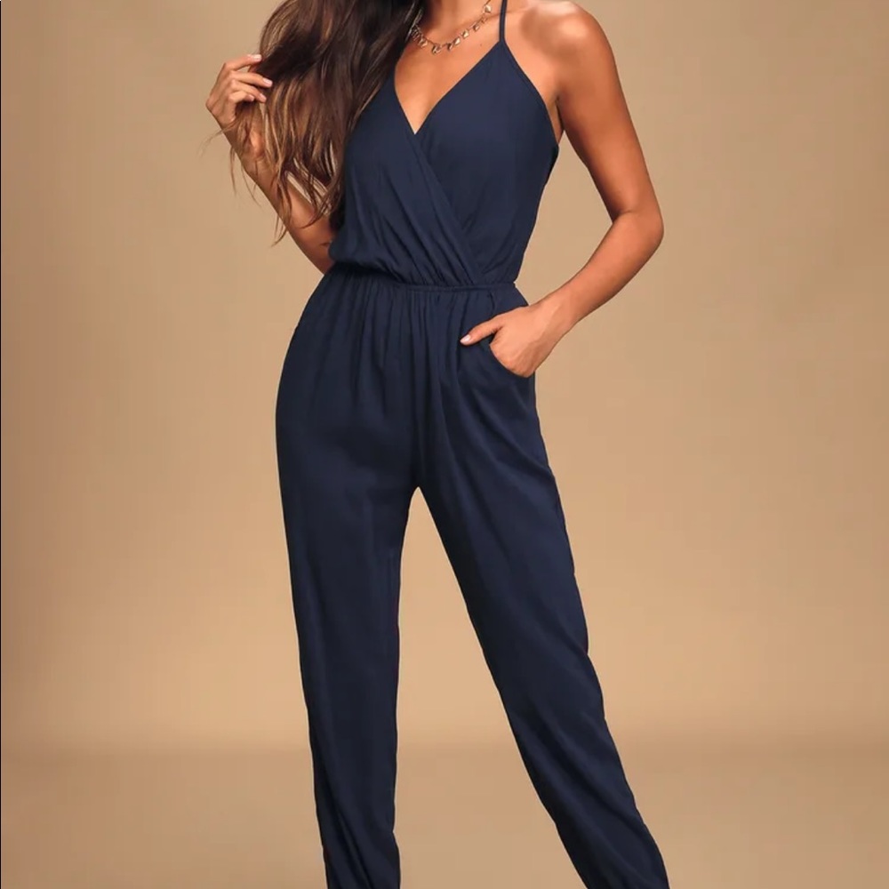 Lulu’s Learning to Fly Navy Halter Jumpsuit sz M